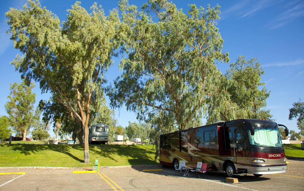 Rv Park - Riverside Resort Лафлин Екстериор снимка